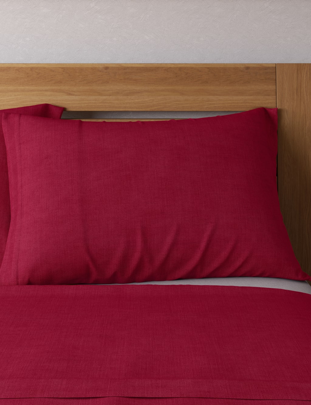 2pk Cotton Rich Percale Pillowcases image 2