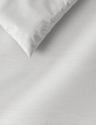 Pure Cotton Geometric Matelasse Bedding Set