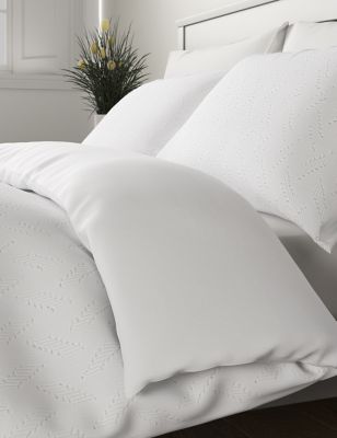 

Pure Cotton Chevron Textured Bedding Set - White, White