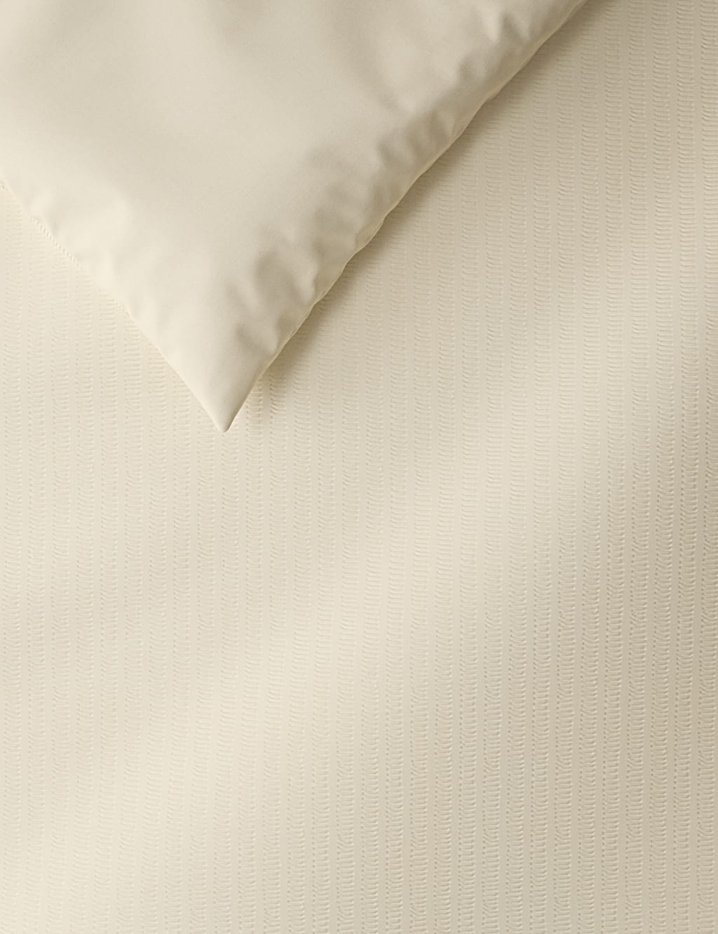 Cotton Rich Seersucker Bedding Set image 2
