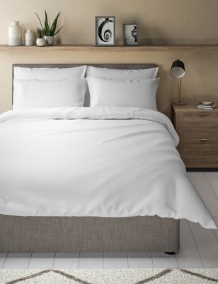 M&S Cotton Rich Seersucker Bedding Set - SGL - White, White,Cream