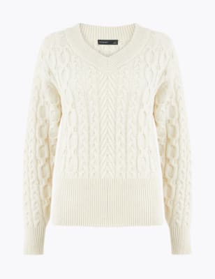 v neck cable knit
