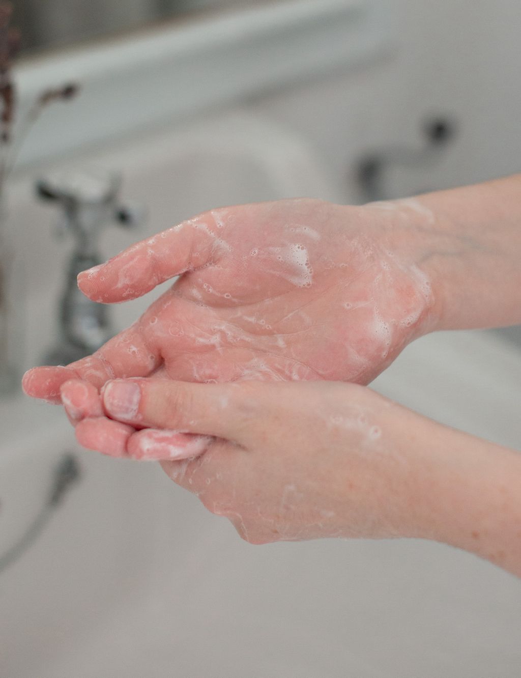 Calm Hand & Body Wash 200ml 5 of 5