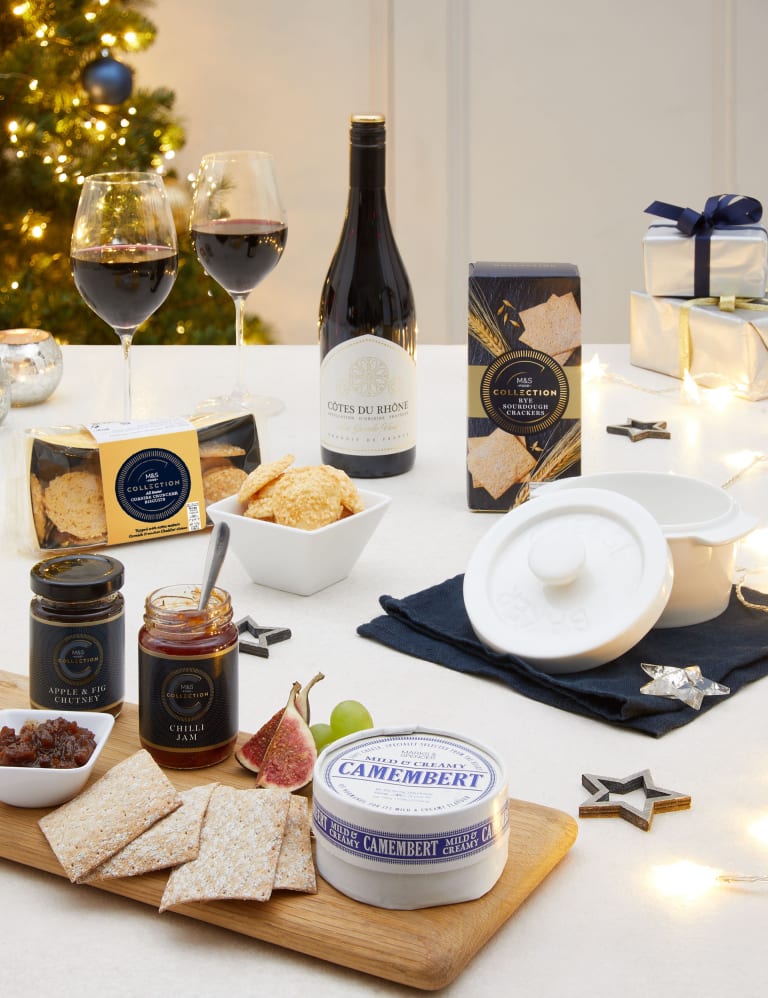 M&s cheese sales hamper