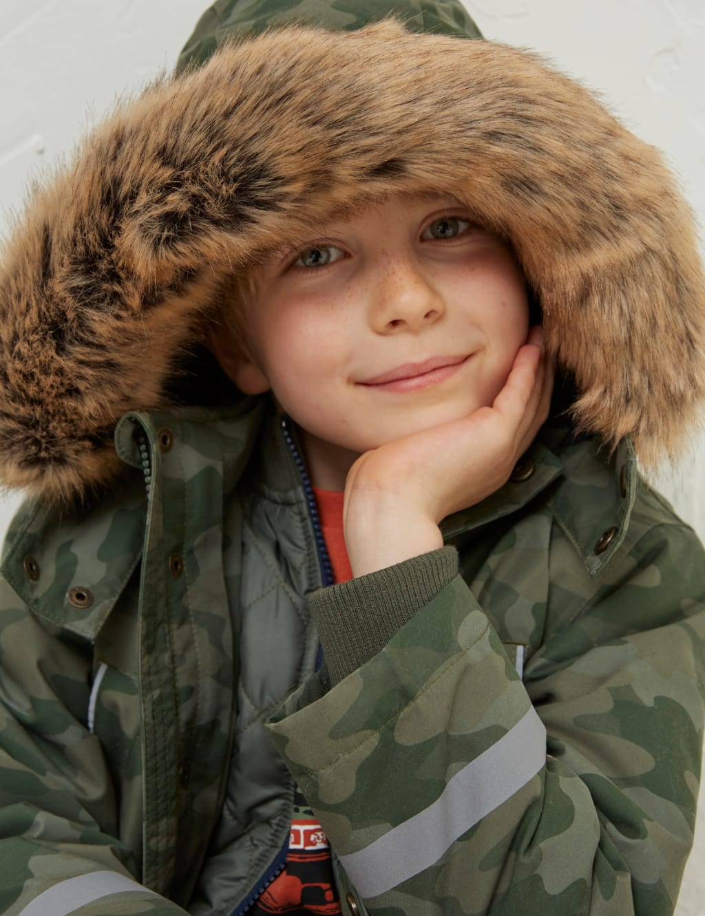 Camouflage coat with hood hotsell