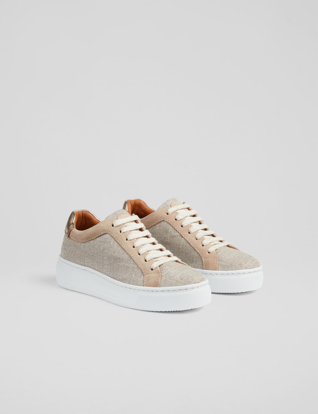 platform canvas trainers