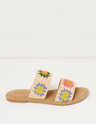 70s flat sandals