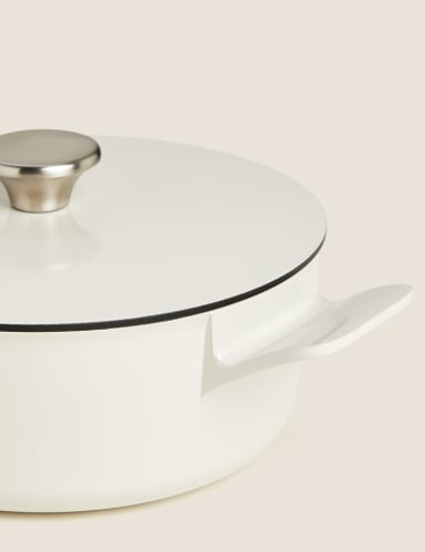 Cast Aluminium 3L Casserole Dish 3 of 5