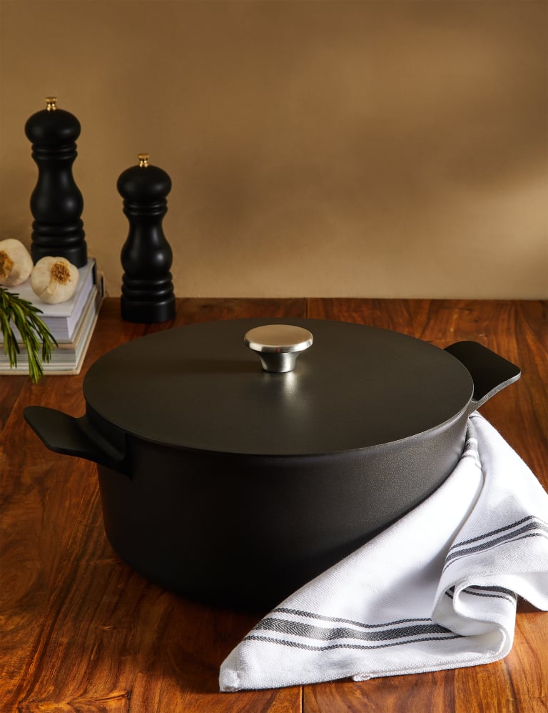 Cast Aluminium 7L Casserole Dish M S Collection M S