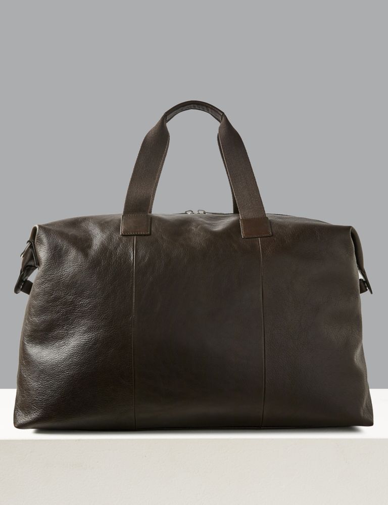 Casual Leather Large Holdall 1 of 9