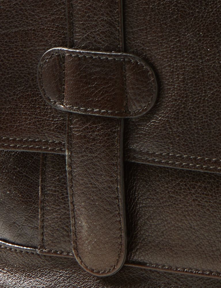Casual Leather Messenger 6 of 6