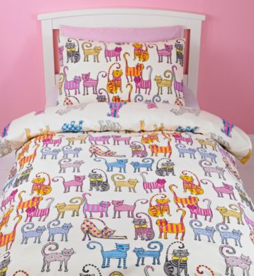 Cats & Dogs Bedding Set Image 1 of 2