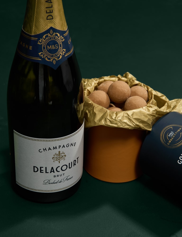 Marks and spencer champagne deals