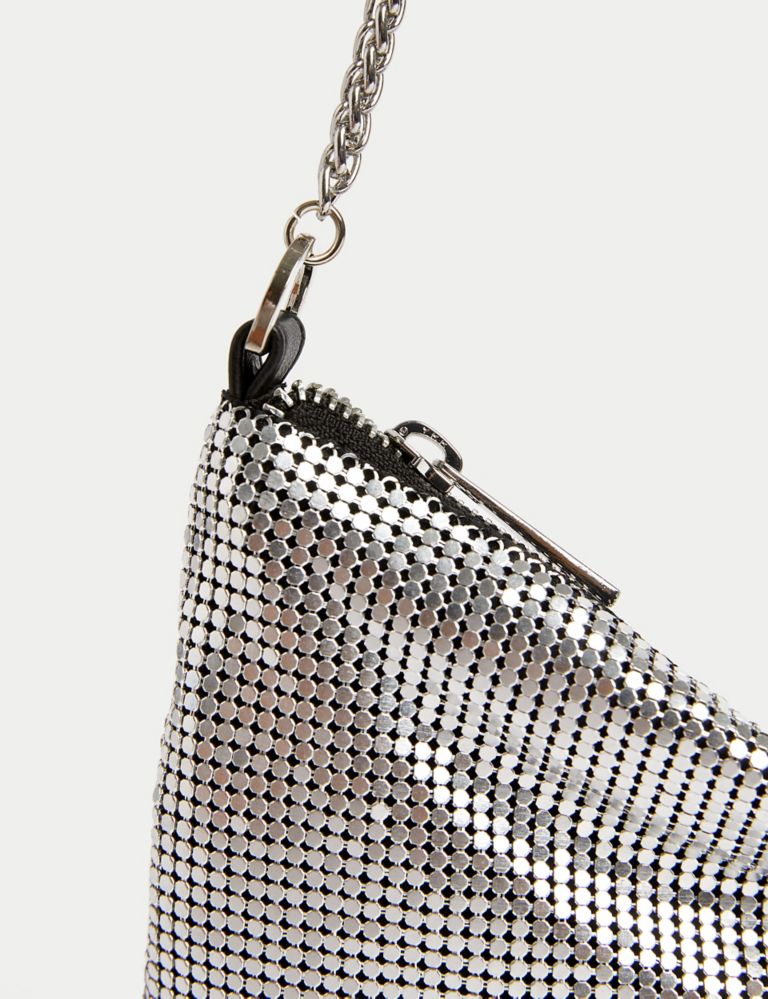 Chainmail Chain Strap Shoulder Bag 3 of 5
