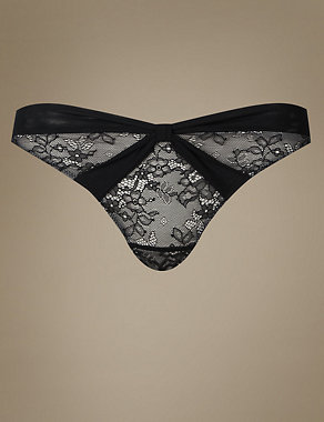 Chantilly Lace Bow Thong Image 2 of 3