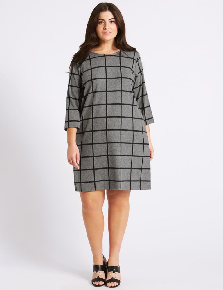 Checked 3/4 Sleeve Shift Dress 3 of 5