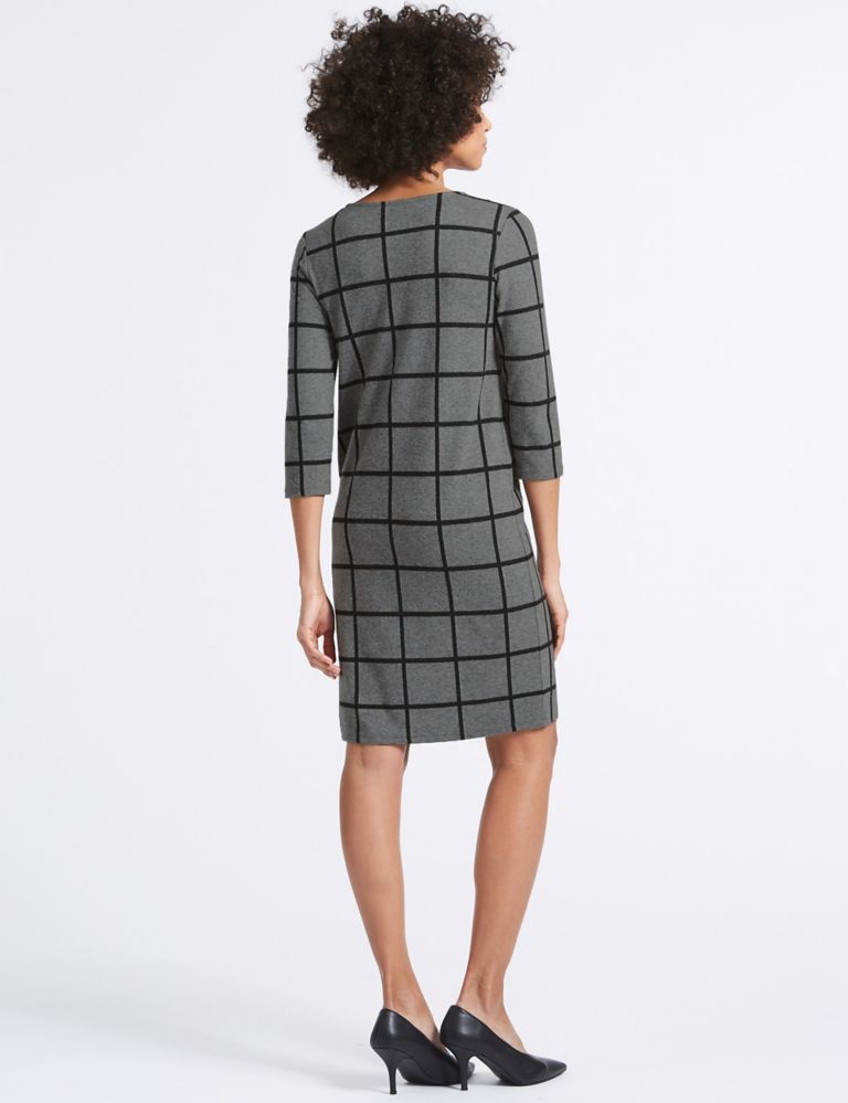 Checked 3/4 Sleeve Shift Dress 5 of 5