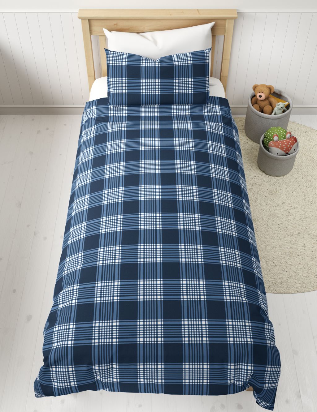 Checked Cotton Blend Bedding Set 2 of 3