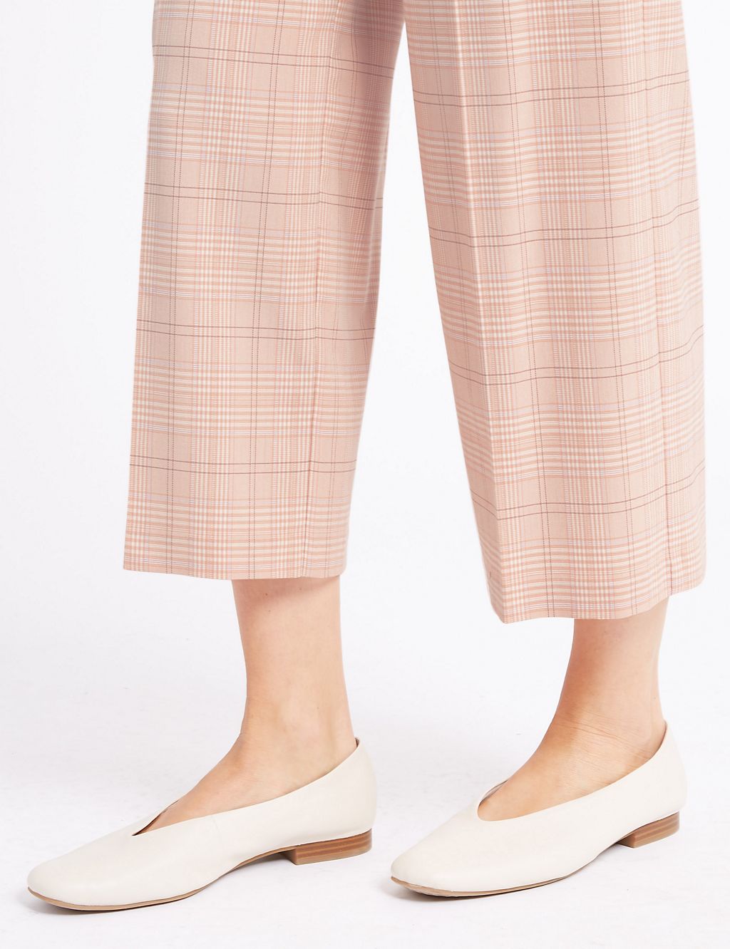 Checked Cropped Wide Leg Trousers 6 of 6