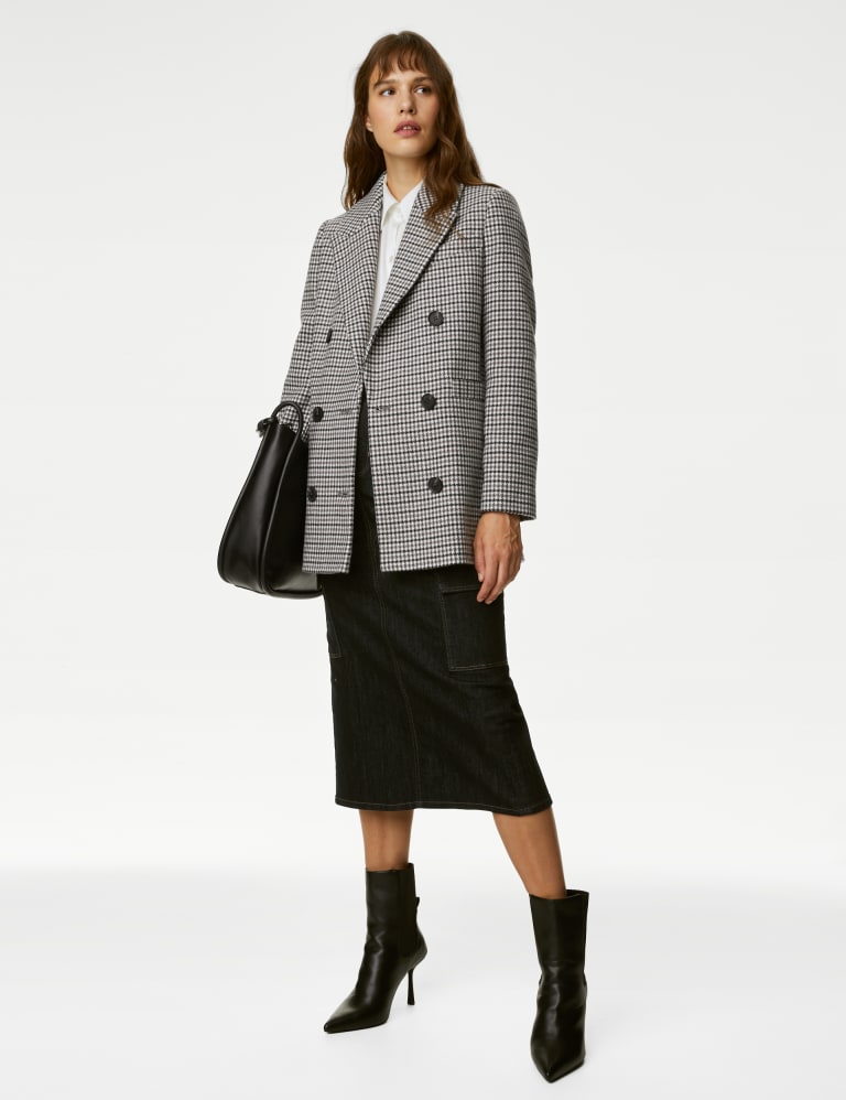 Checked short coat outlet