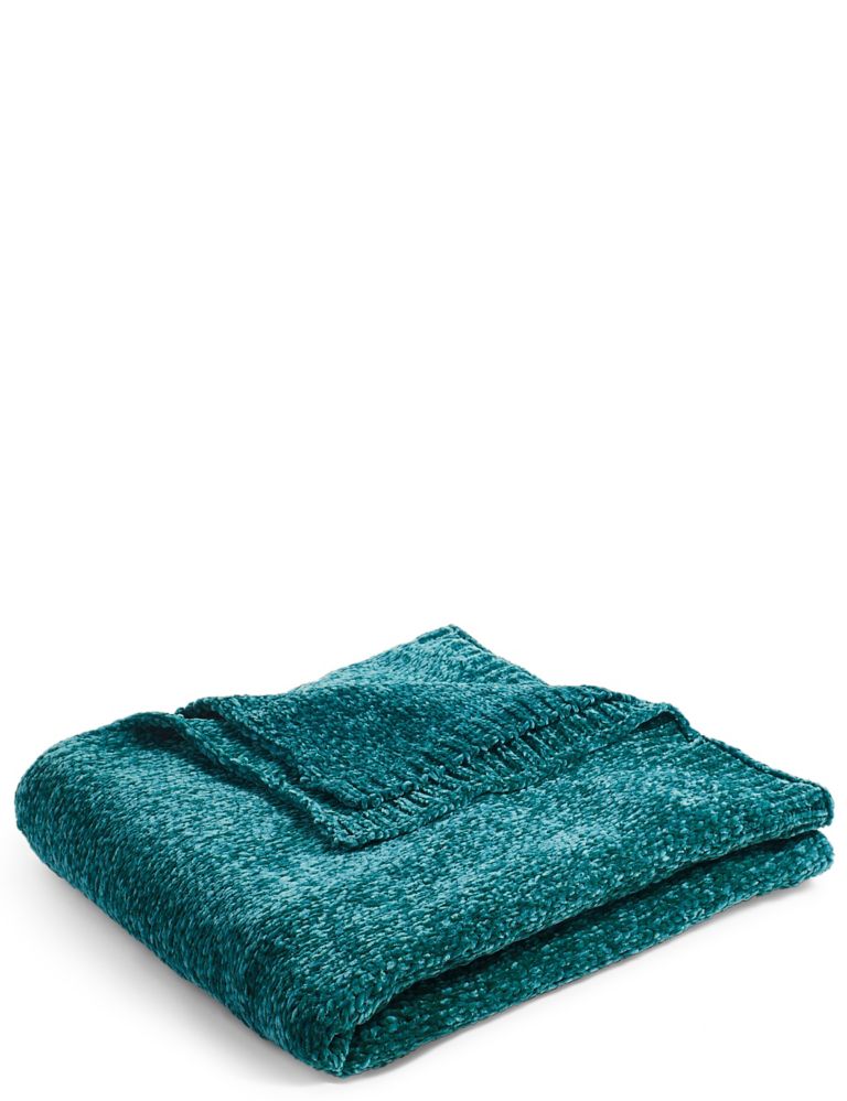 Chenille Knitted Throw 1 of 4