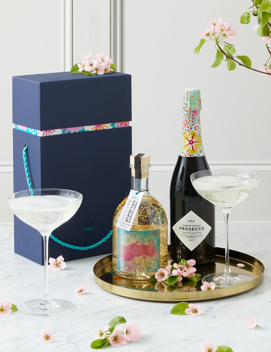 Cherry Blossom Glitter Gin Globe & Prosecco Gift 3 of 4