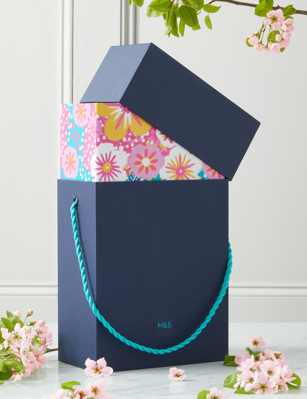 Cherry Blossom Glitter Gin Globe & Prosecco Gift M&S