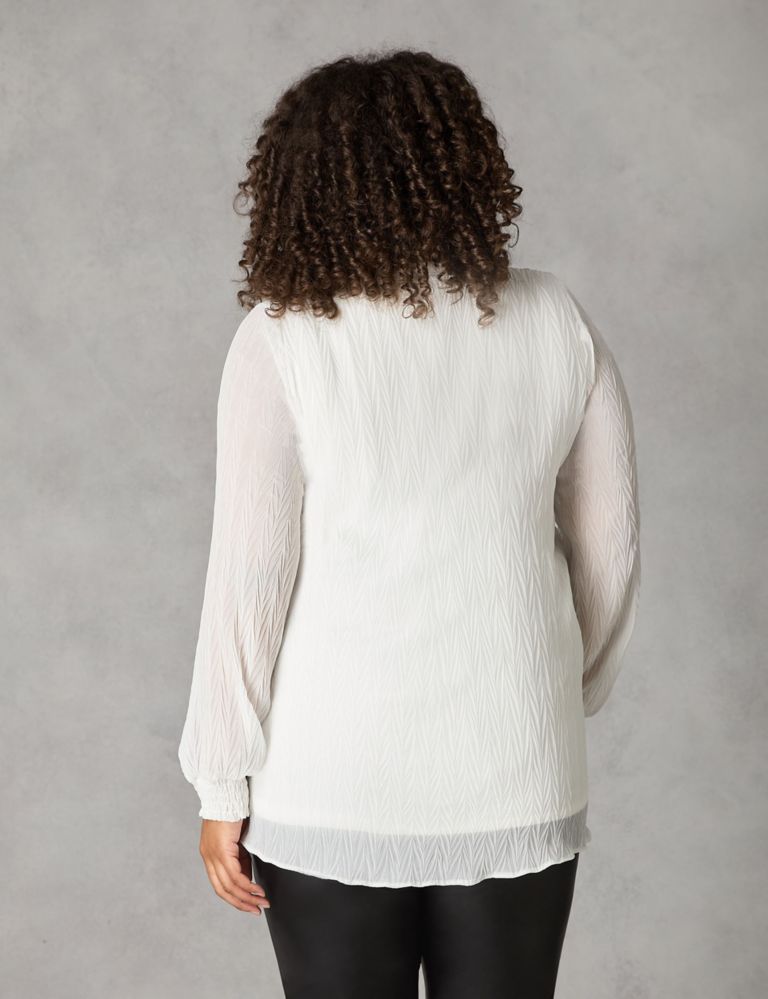 Chiffon Textured V-Neck Relaxed Blouse 3 of 6