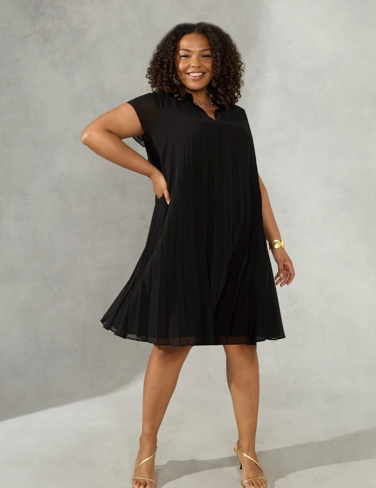 Chiffon swing best sale dress plus size