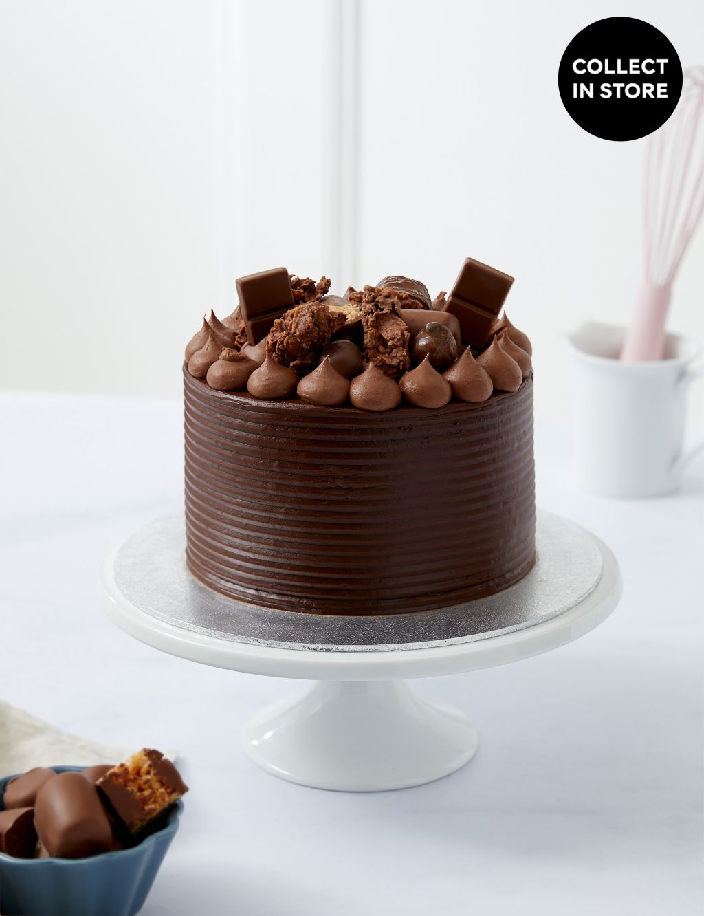 Chocolate Mini Bite Cake (Serves 16) 3 of 5