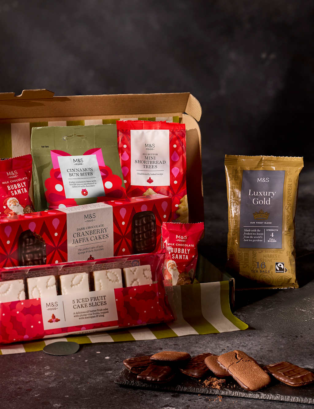 Christmas Afternoon Tea Letterbox (Delivery from 31st October 2023) M&S