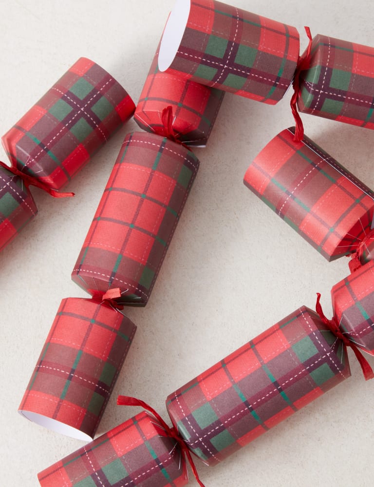 Marks and spencers hot sale christmas crackers