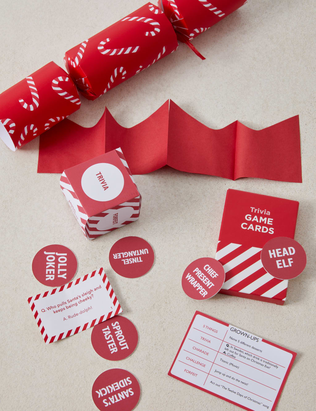 Christmas Crackers with Trivia Game Pack of 12, 2 Designs M&S