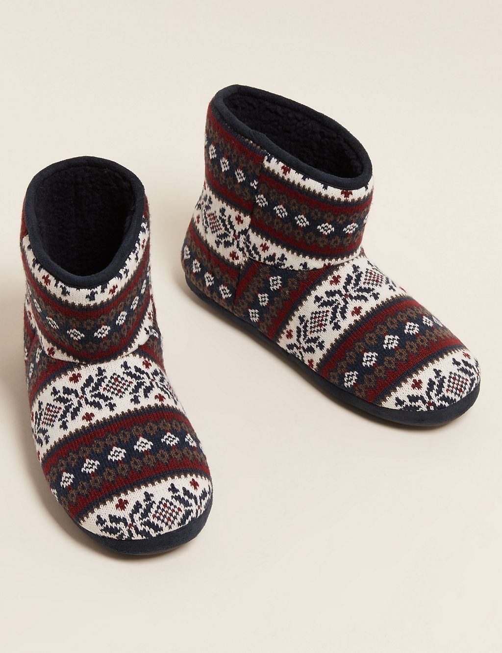 Christmas Slipper Boots with Freshfeet™ 1 of 4