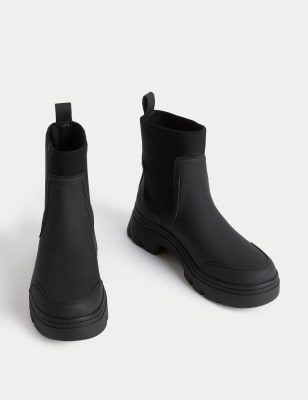 Flatform on sale chunky boots