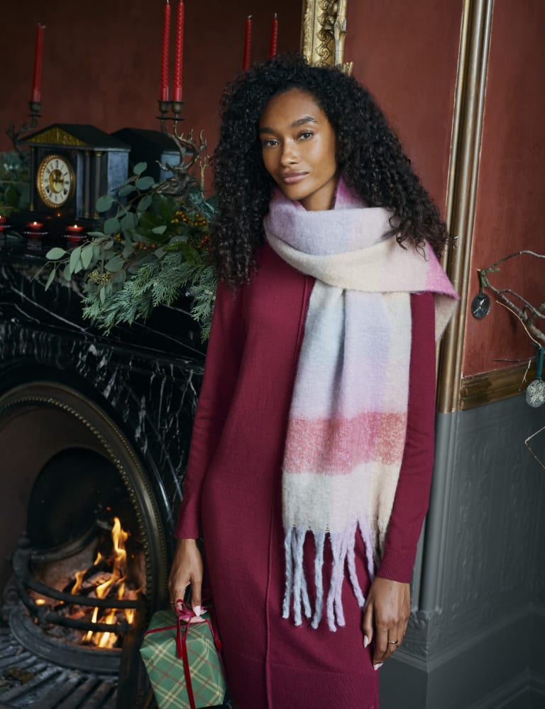 Marks and spencer pink scarf deals