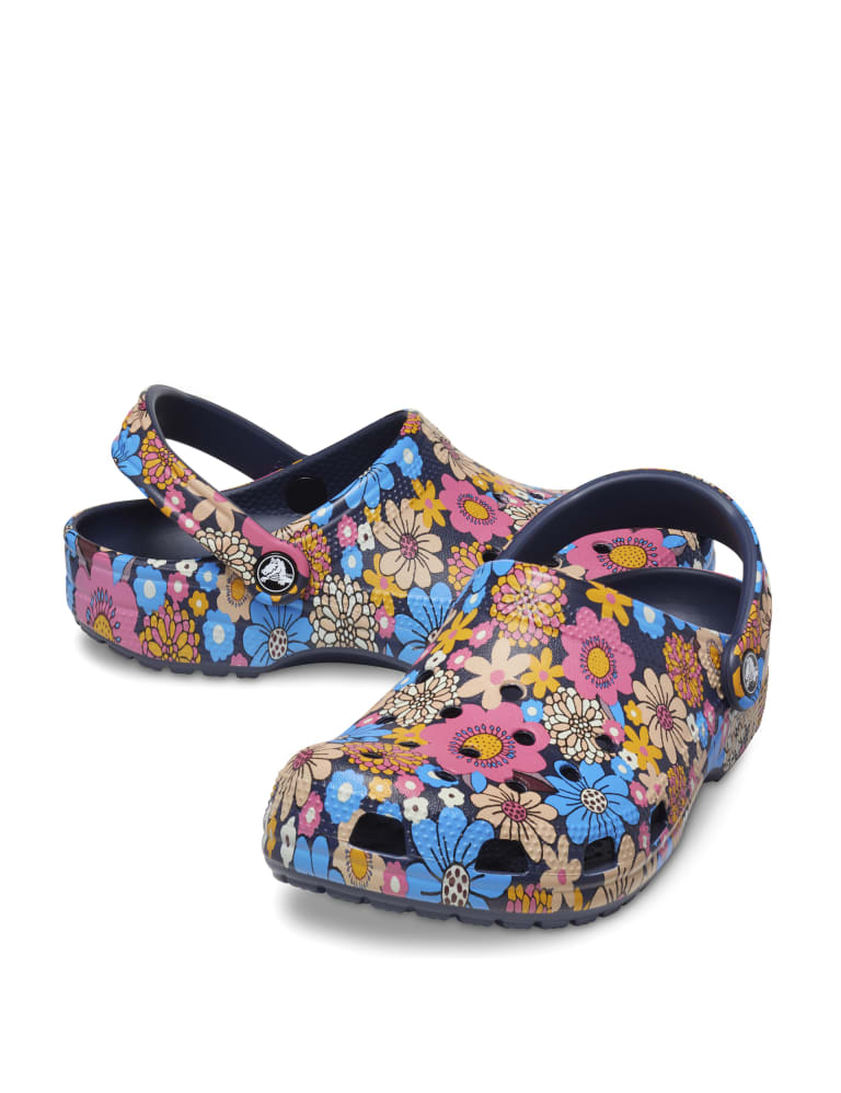 Crocs outlet floral sandals