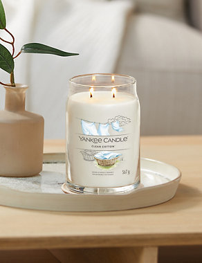 Clean Cotton Signature Large Jar Scented Candle Image 2 of 7