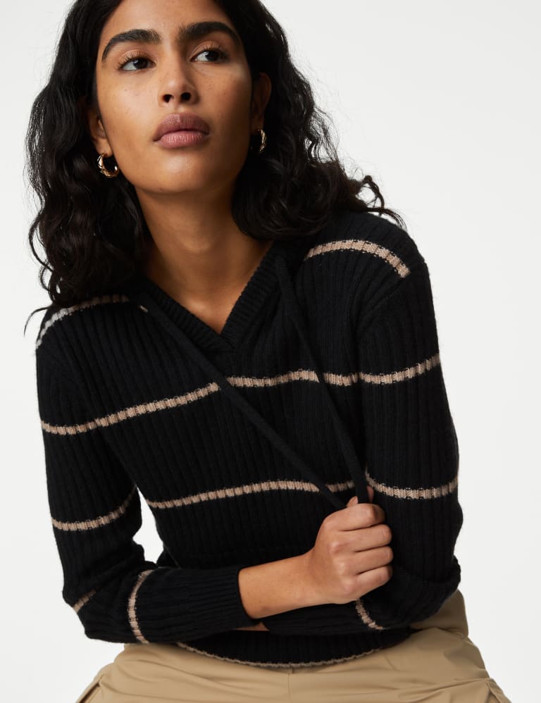 Rose patch on sale stripe sleeve hoodie