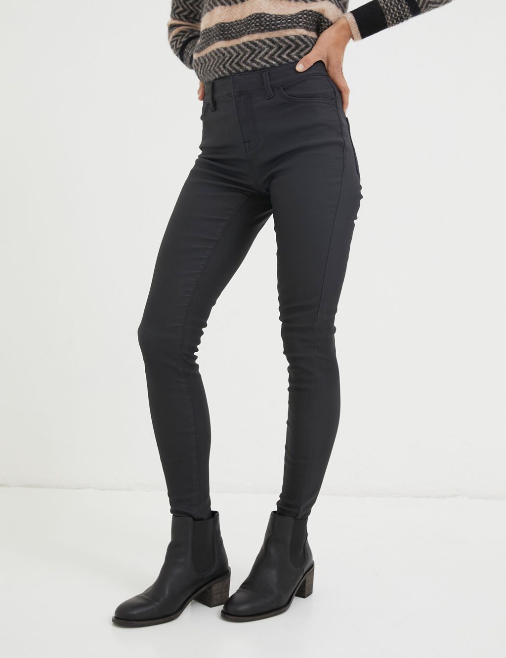 Coated Mid-Rise Jeggings 3 of 5