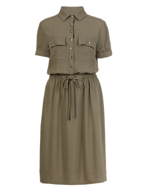 Collared Neck Twin Pockets Shirt Dress Image 2 of 4