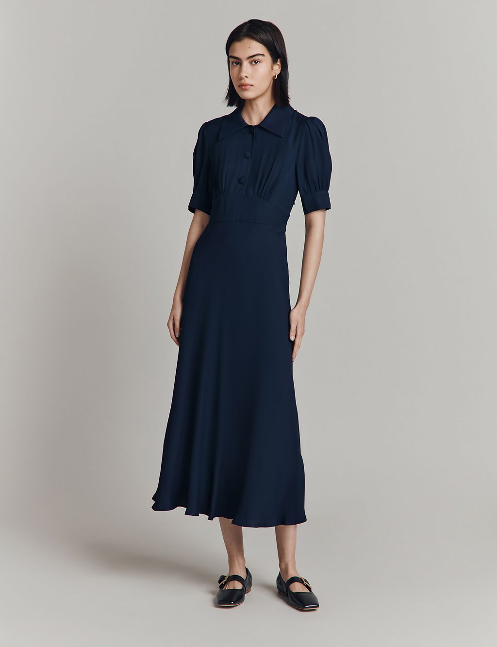 Collared Puff Sleeve Midaxi Waisted Dress 2 of 5