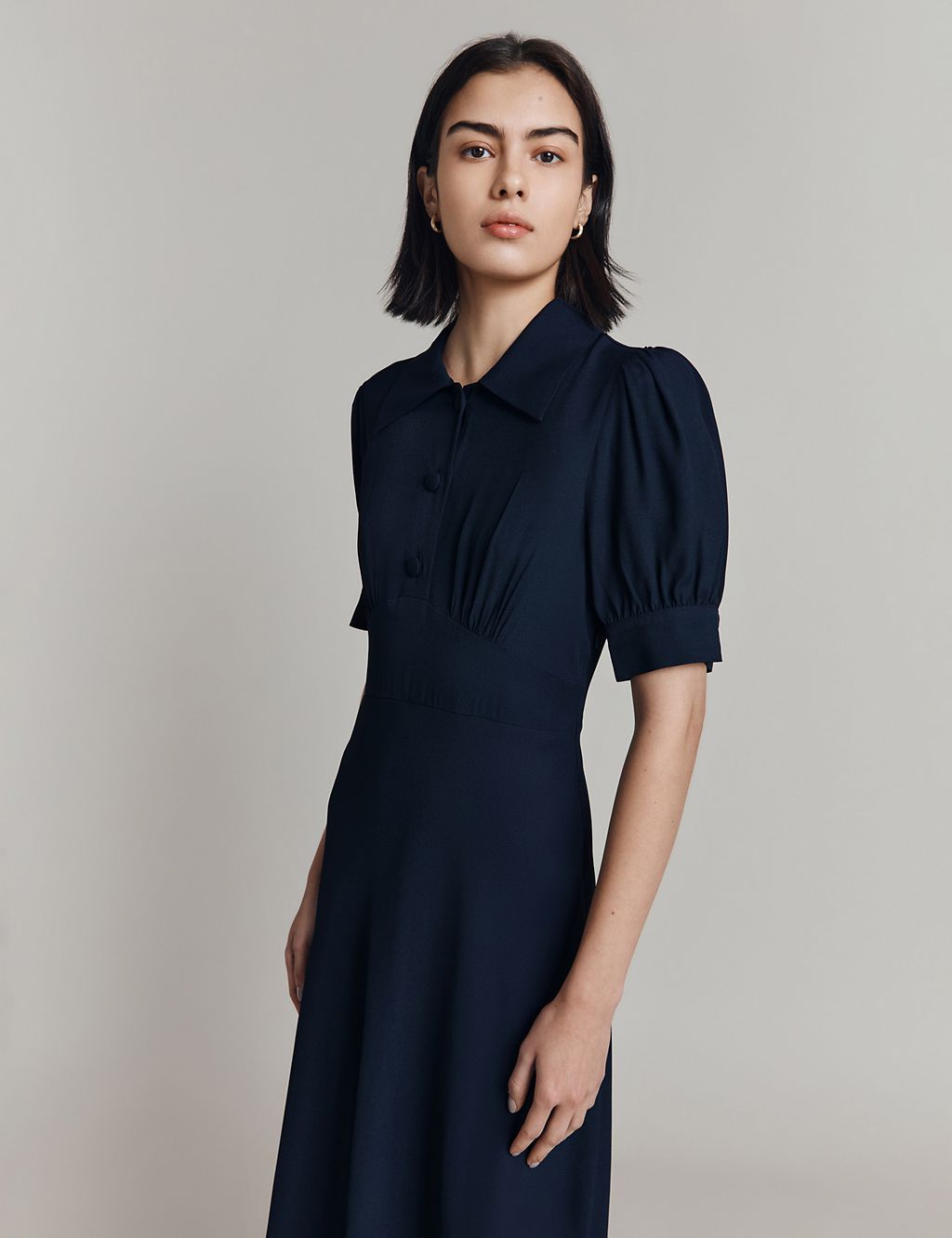 Collared Puff Sleeve Midaxi Waisted Dress 4 of 5