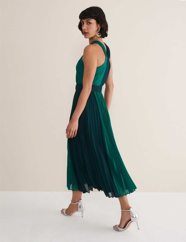 Asos deals phase eight
