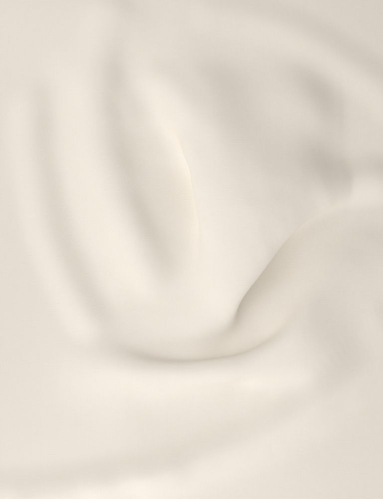 Comfortably Cool Lyocell Rich Deep Fitted Sheet 3 of 3