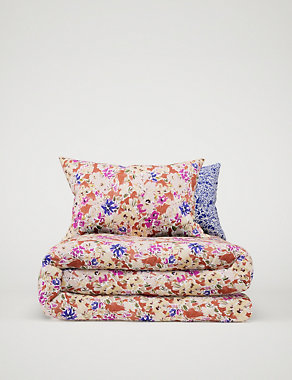 Comfortably Cool Lyocell Rich Floral Ikat Bedding Set Image 2 of 5