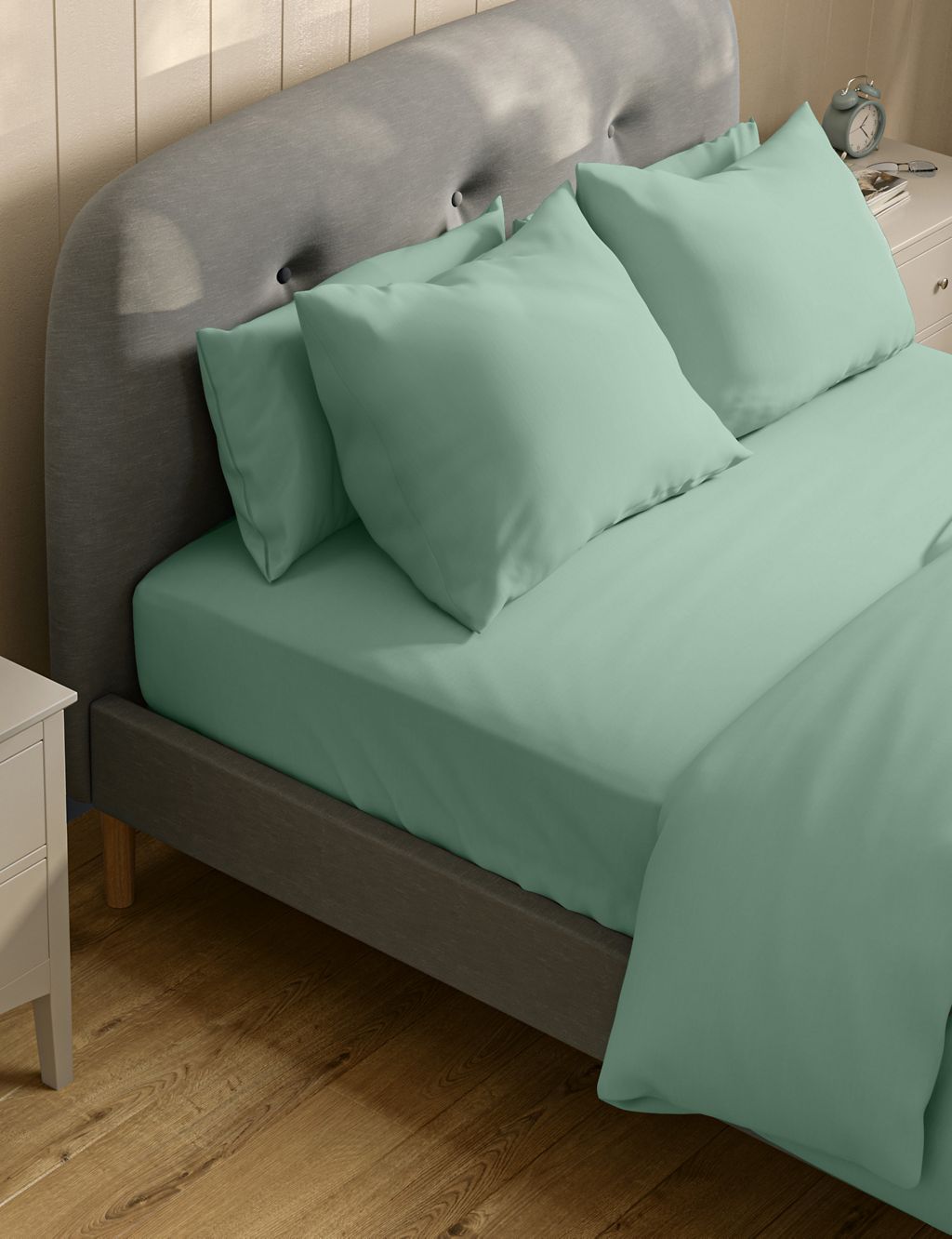 Comfortably Cool Tencel™ Rich Fitted Sheet 1 of 4