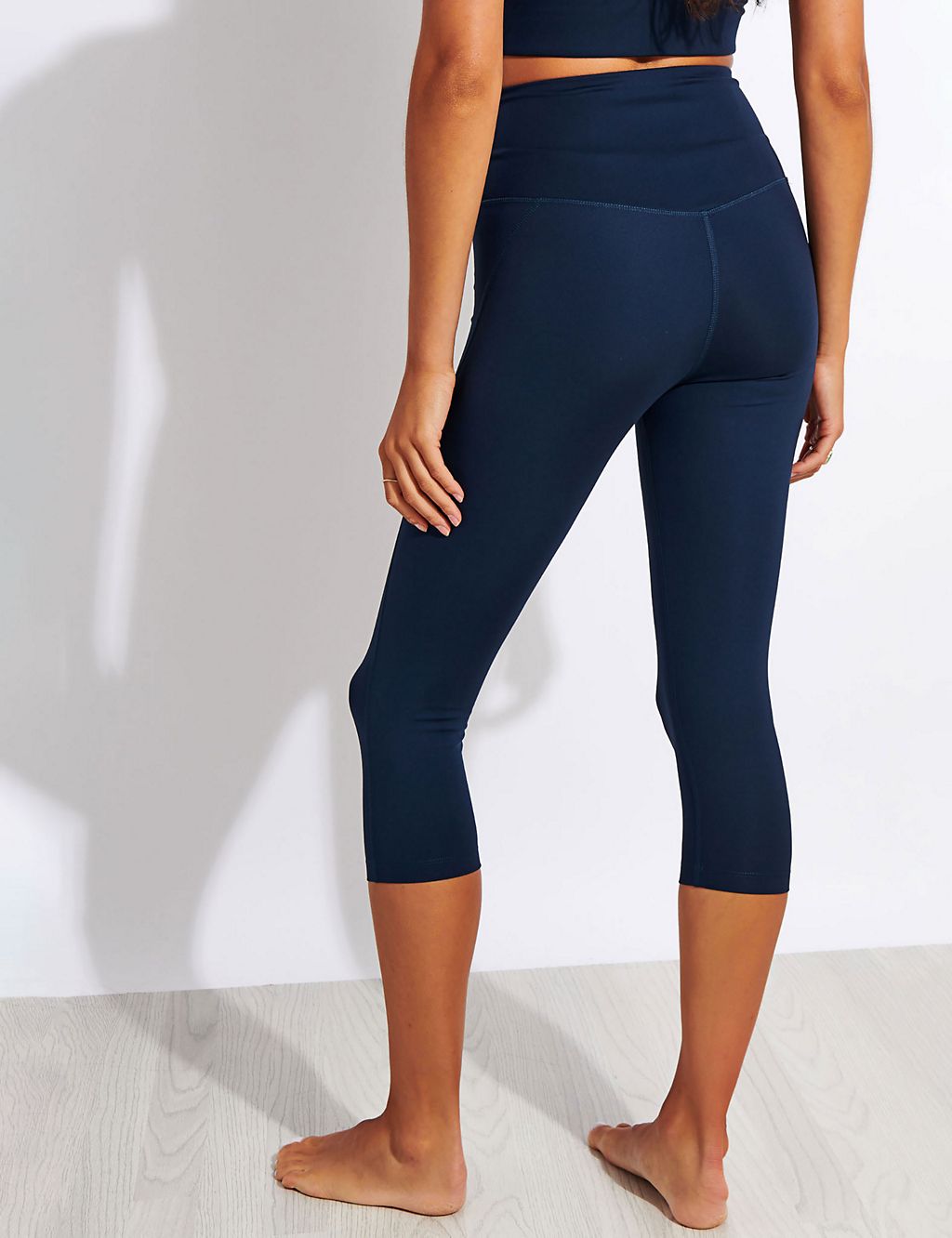 Compressive High Waisted Cropped Leggings 2 of 4