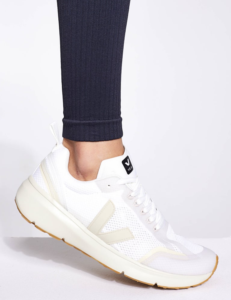 Veja holiday sale trainers