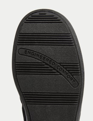 Black top corduroy slippers